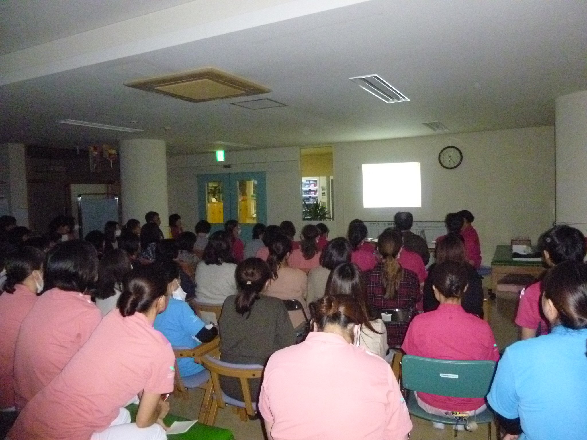 �����ɤ��ٶ��񡧲���