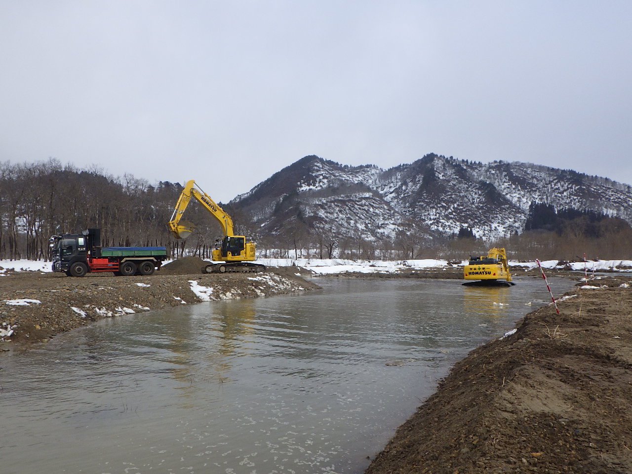 �������ݻ�����������