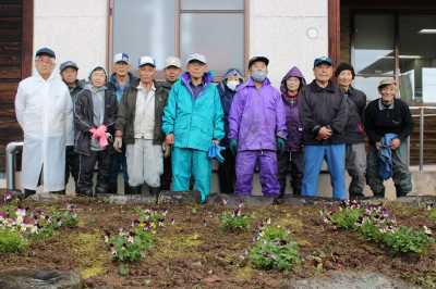 �⺽��ˤ��֤ο��ϥܥ��ƥ�����ư������