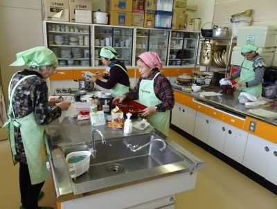 �������϶�ָ���Ĵ���½��פ�»ܡ�����