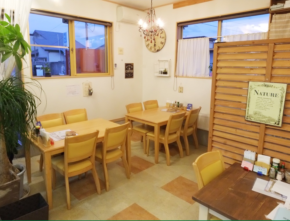 陽Cafe(ひなたカフェ)店内2