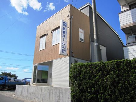 社屋写真