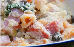 手作り米粉マカロニDE具たっくさんグラタン