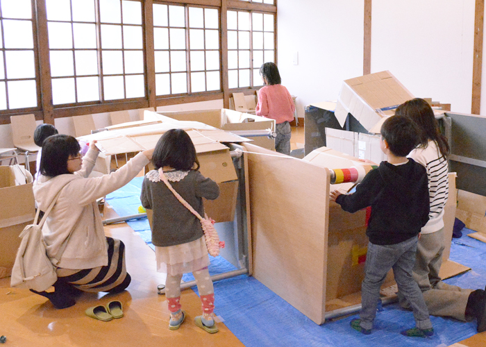 旧長井小学校第一校舎「つくってあそぼう！」工作ワークショップ