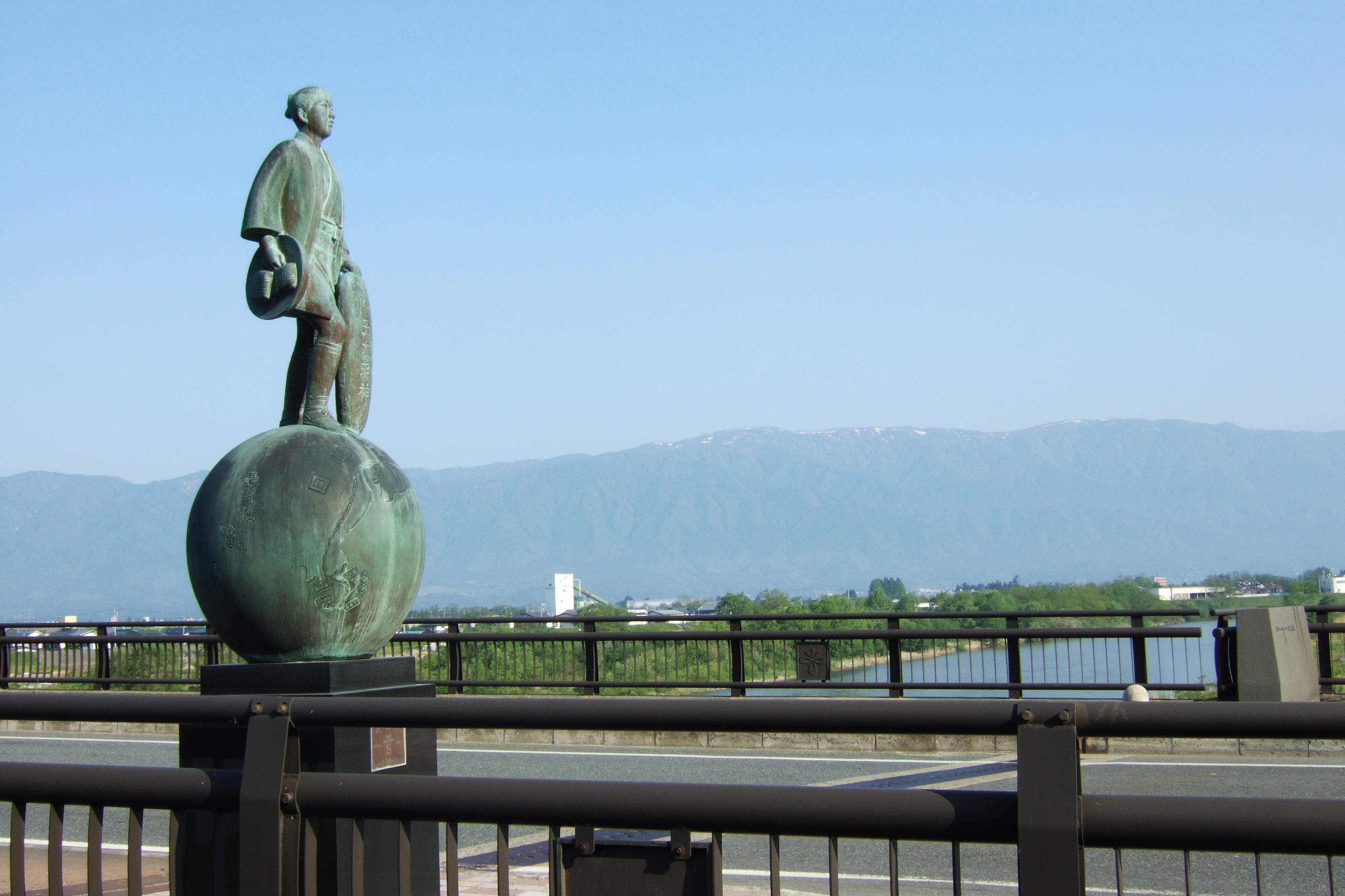 長井橋東側入口